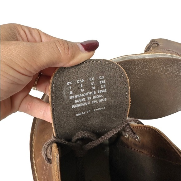 CLARKS Bushacre 3 Chukka Boot in Beeswax Brown Leather Desert Boot Mens - Picture 6 of 7